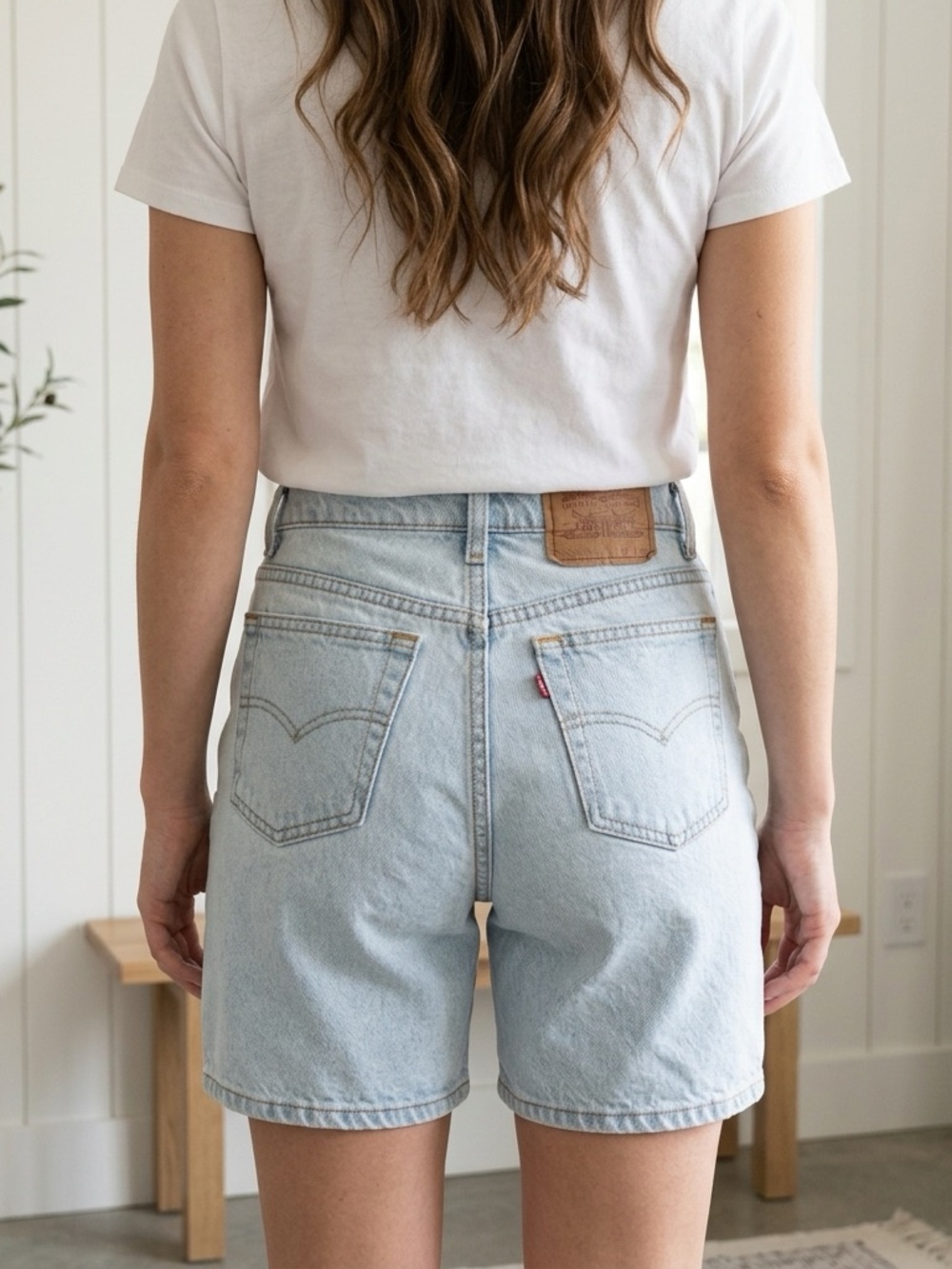 Vintage Levi’s 550 Light Wash Denim Shorts 10